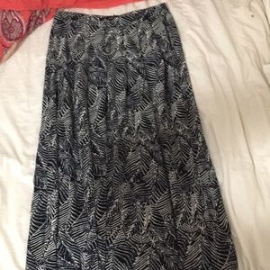 NWT printed navy maxi skirt